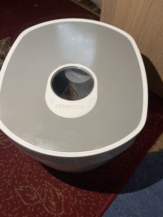 Продам хлебопечку Kenwood