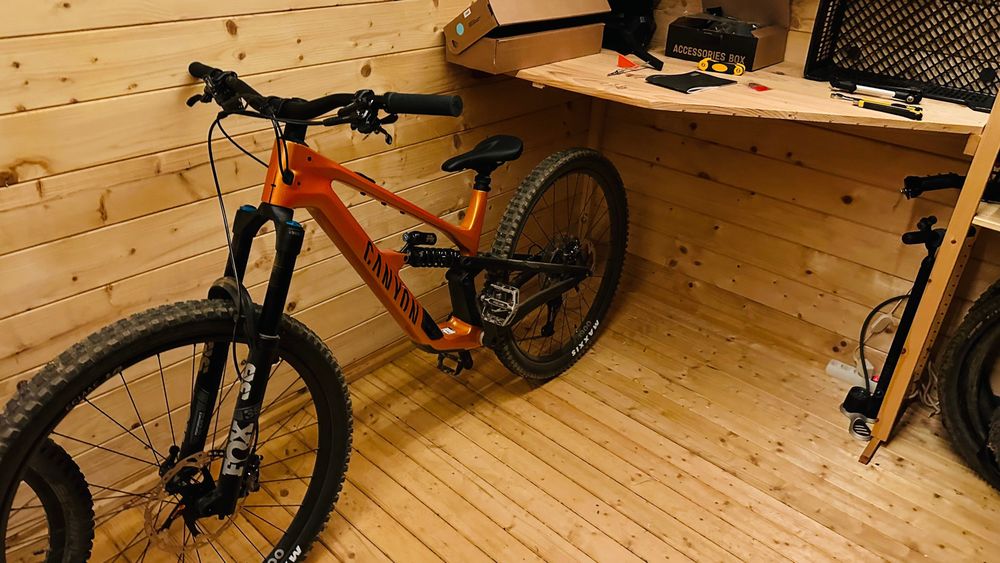 Bicicleta BTT Canyon spectral cf cllctv 8 2024