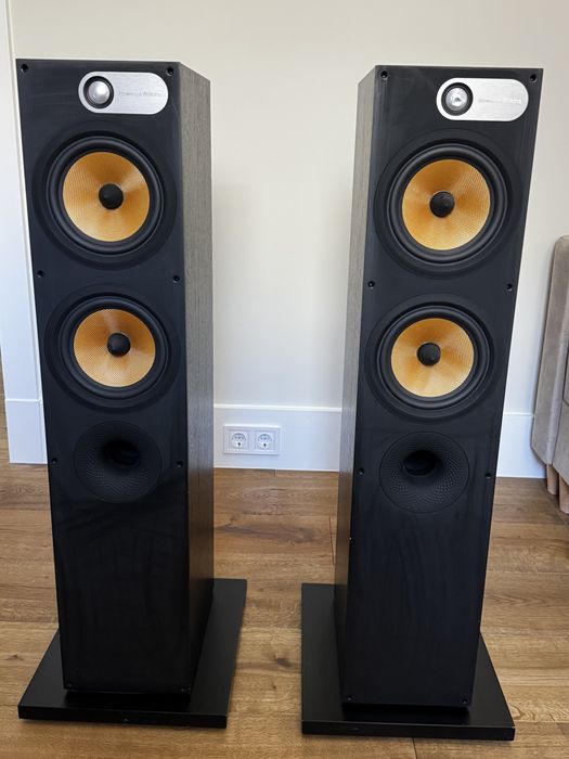 Kolumny Bowers&Wilkins 684