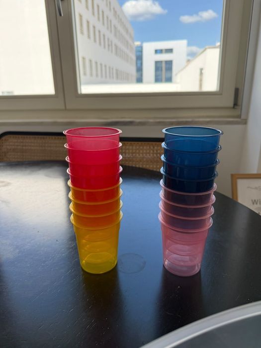 Copos Plásticos para Jogar Ludo