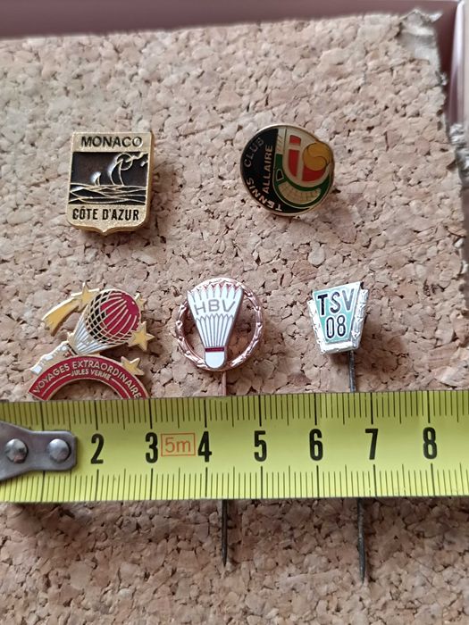 5 Pins antigos internacionais