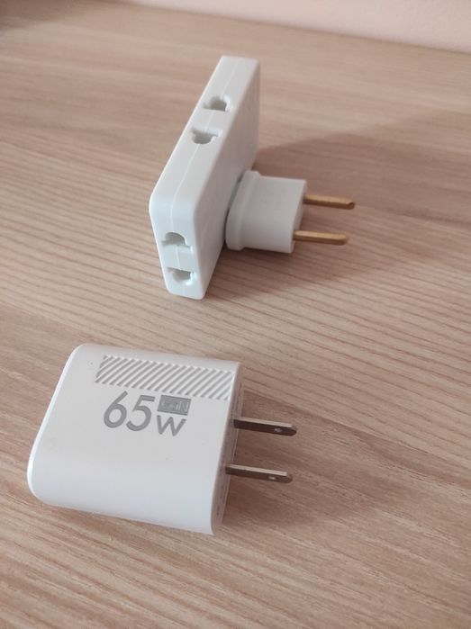 Блок зарядки з трійником