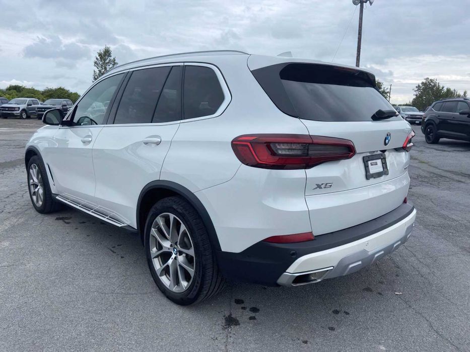 BMW X5 xDrive40i      2020