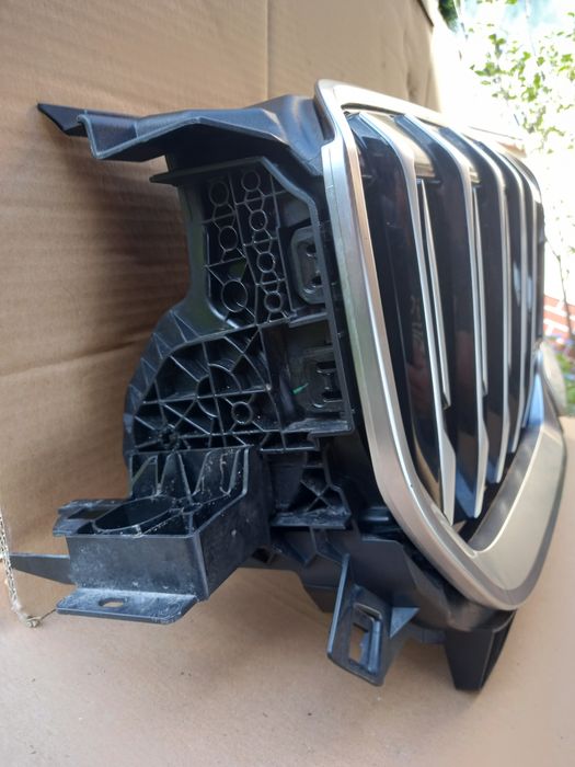 Gryll atrapa + roleta BMW X1 U11