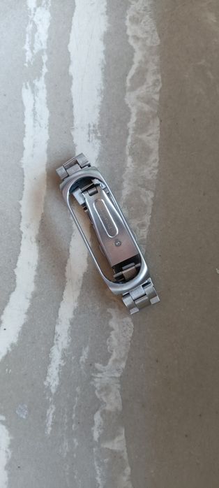 Bransoletka stalowa do Mi Band 4 – elegancka i solidna