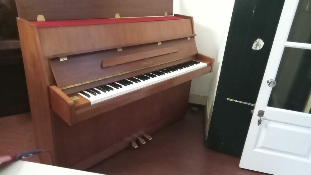 Piano SAMICK CS - 108 !Oportunidade!