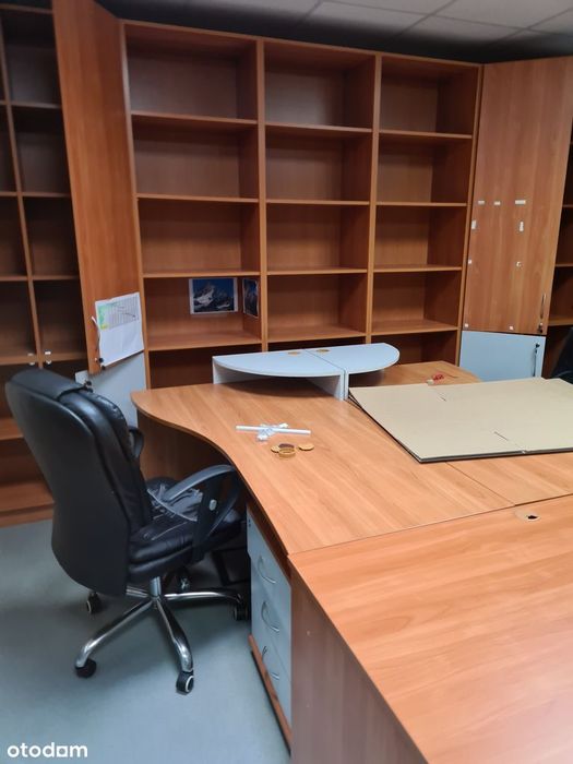 Biura hale place manewrowe parkingi samochodowe