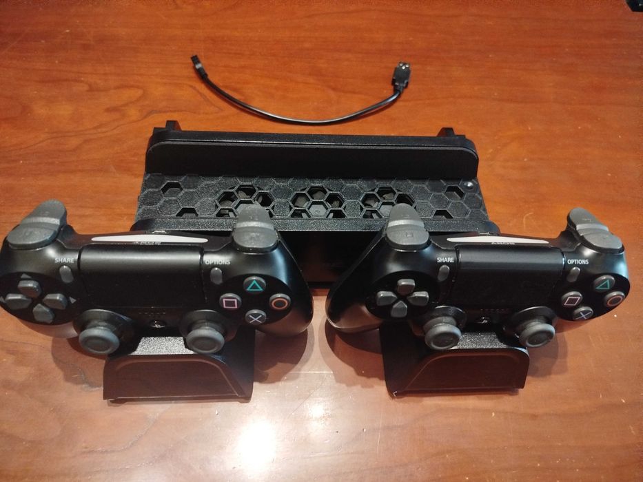 PlayStation 4 PRO 1 TB mais extras