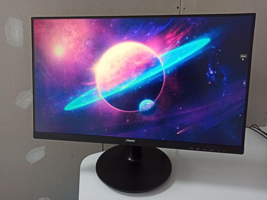 Монитор 24" Philips 241V8L Full HD / VA / 75Hz / Идеальное состояние
