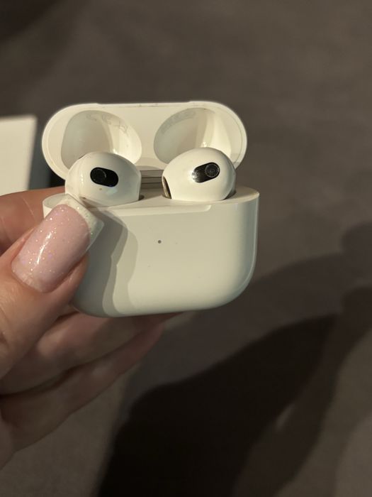 Apple airpods 3 sluchawki białe komplet