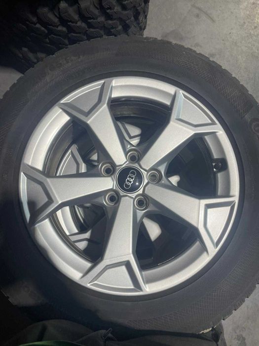 Audi Modelo Q2/A3 R17"