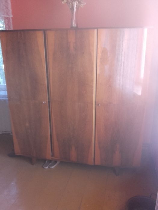 stara szafa z PRL 3drzwiowa