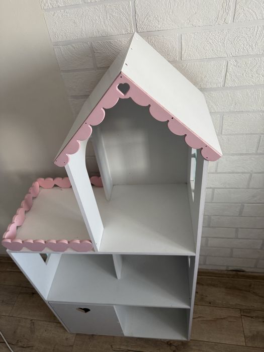 Ляльковий будинок для барбі