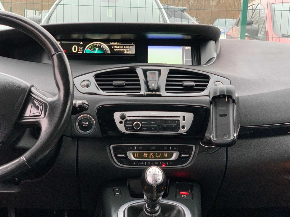 Renault Grand Scenic 2013