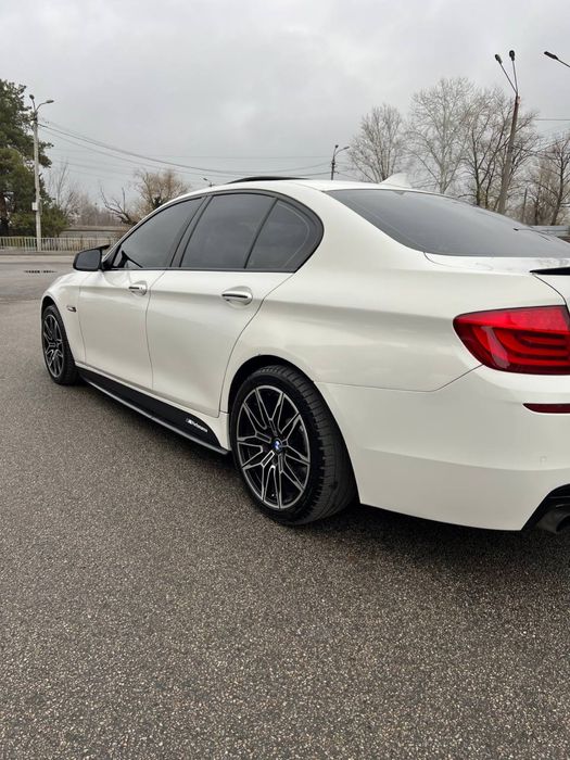 Продам BMW 5 Series