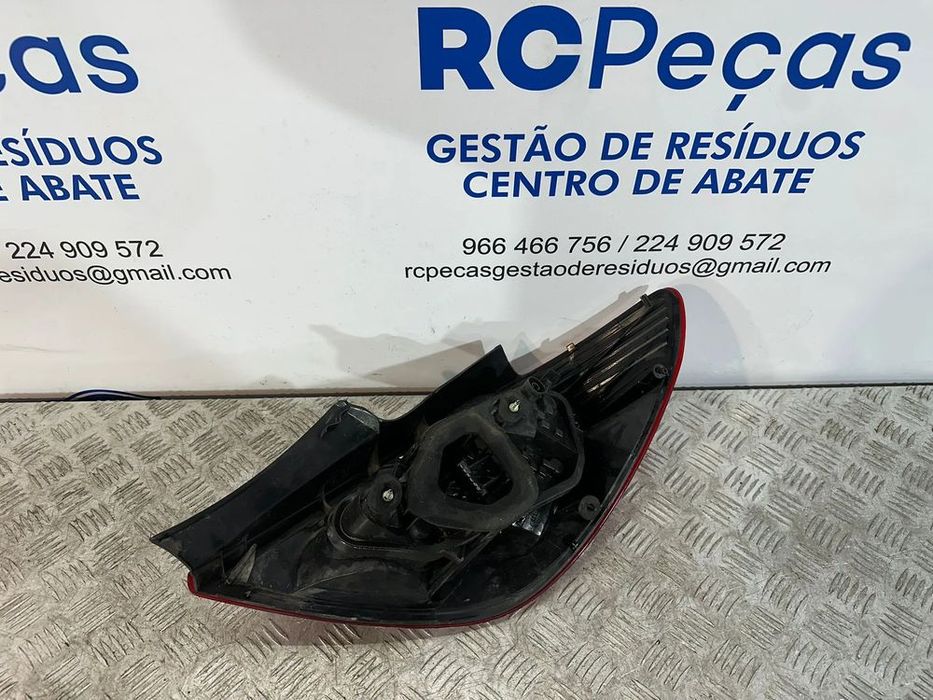 Conjunto Farolins Tras Traseiros Esquerdo Direito Originais Opel