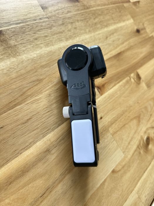 Gimbal tripod with estabilzer