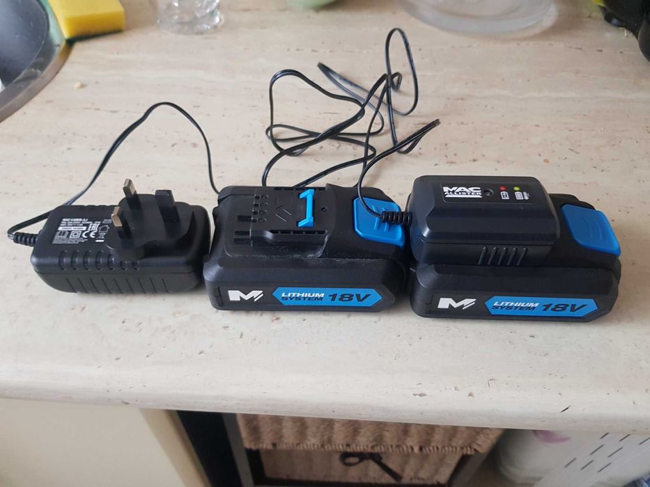 McAllister ładowarka + 2 baterie 18V