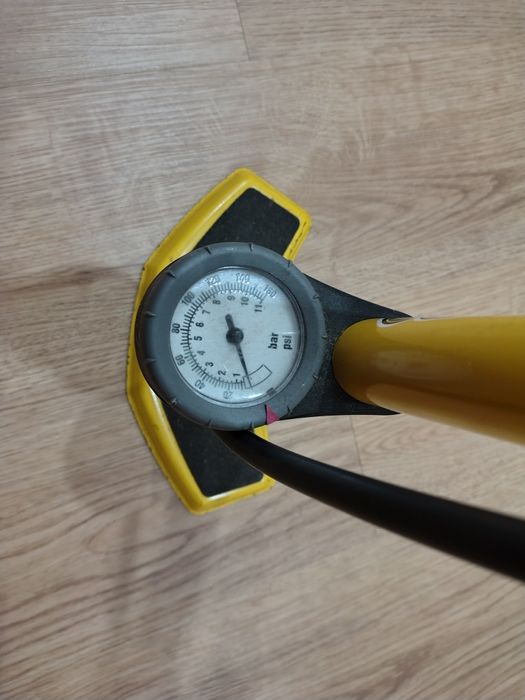 Bomba bicicleta, Selim bontrager carbono ultralight