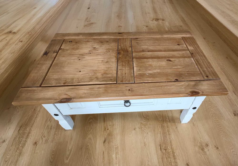 Stylowa ława, stolik kolonialny