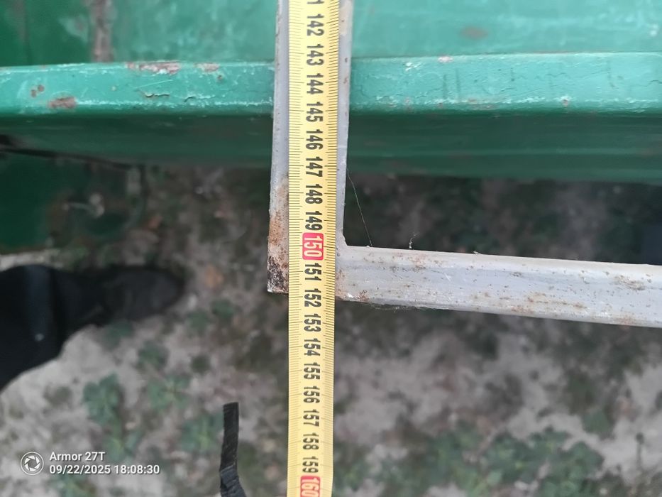 Решётка на окно стальная