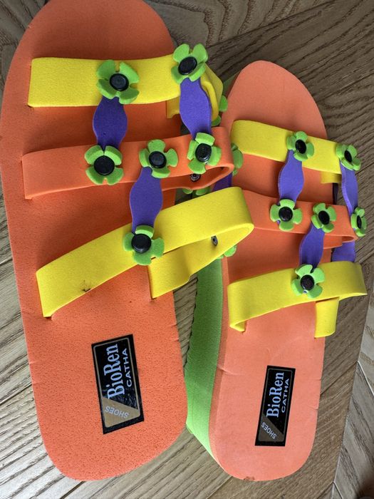 Klapki damskie wygodne kolorowe 24 cm