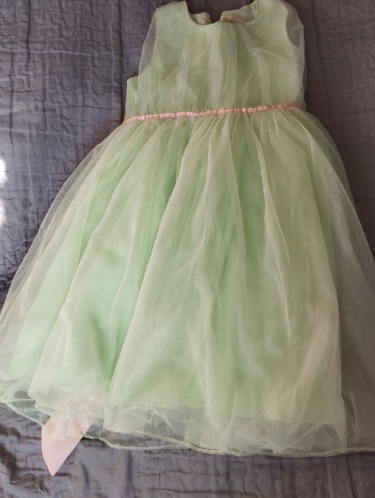 Святкове плаття на зріст 120 см