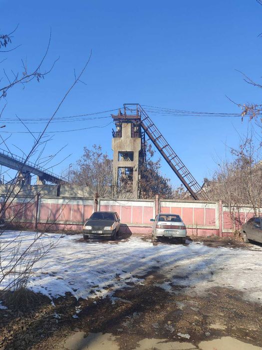 Продам виробничий майданчик фасад, м.Чернігів, вул. Мазепи 59 А.