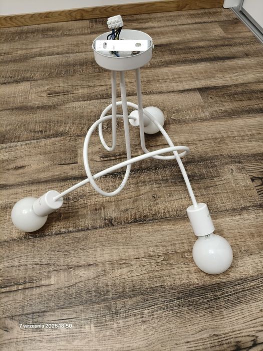 Lampa sufitowa Alfa Tango White wraz z żarówkami