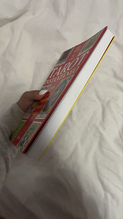 Livro de tarot novo