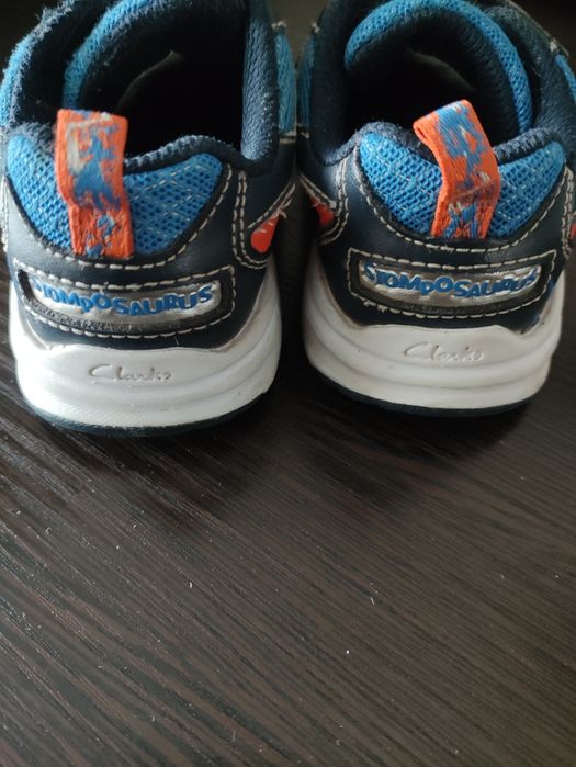 Дитячі Кросівки шкіряні Clarks Взуття