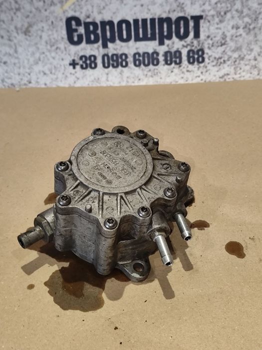 Вакуумний насос 2.0d. Volkswagen Фольксваген, Audi Ауді, Seat , Skoda