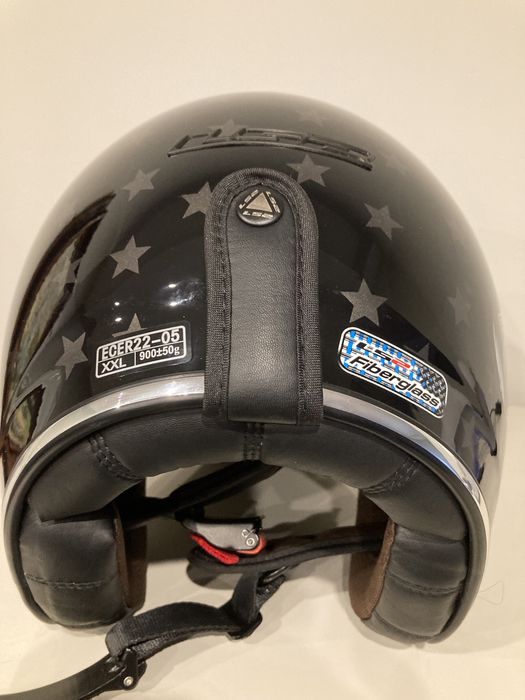 Capacete espetacular NOVO.