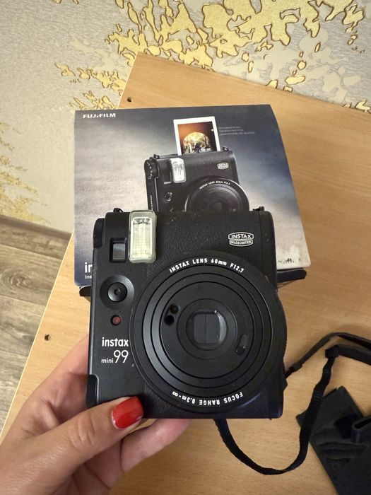 Фотоаппарат Instax mini 99