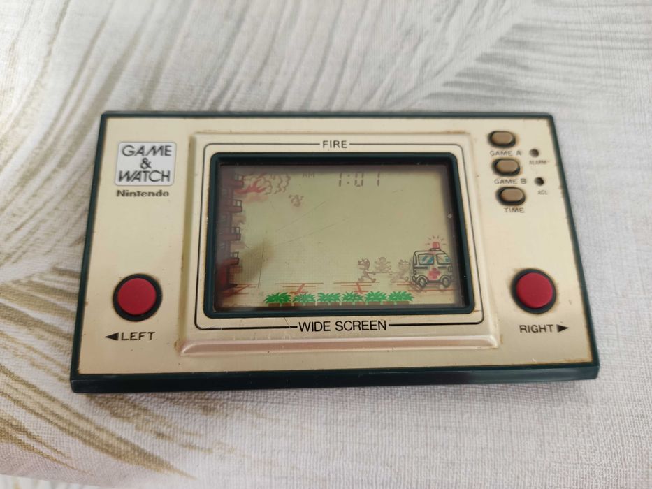 FireGame & watch by Nitendo
Original from the 80s.64586073126402123