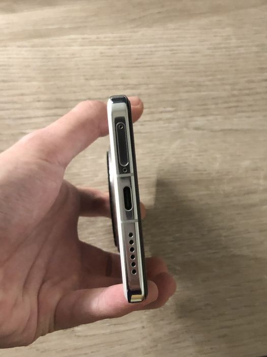 Vivo x200 pro 16/512 white