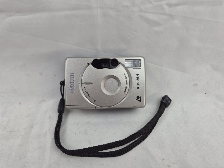 Плёночный фотоаппарат Canon IXUS M-1