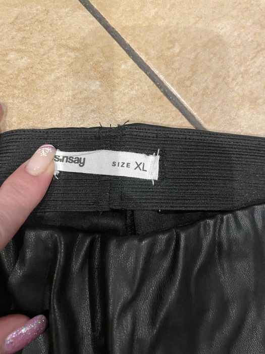 Skórzane spodnie Sinsay rozm. XL