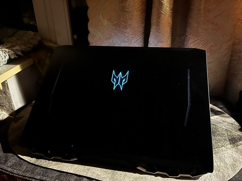 Продам aser predator helios 300