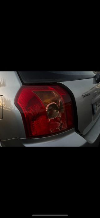 Farolim tras Toyota Corolla E12