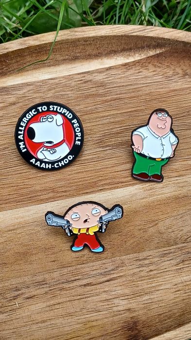 Zestaw Family Guy emaliowane przypinki