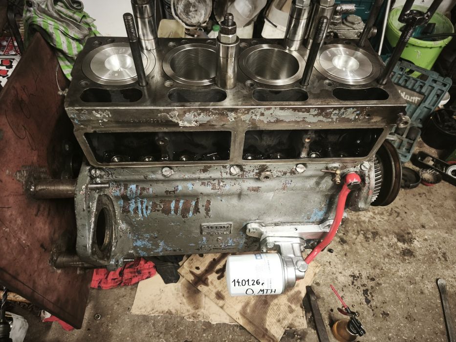 Silnik c360 c355 c4011