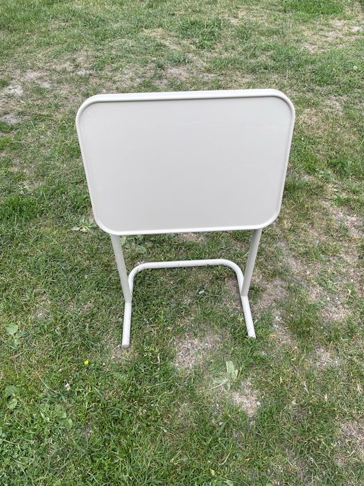 IKEA BJORKASEN Stolik pod laptopa beżowy