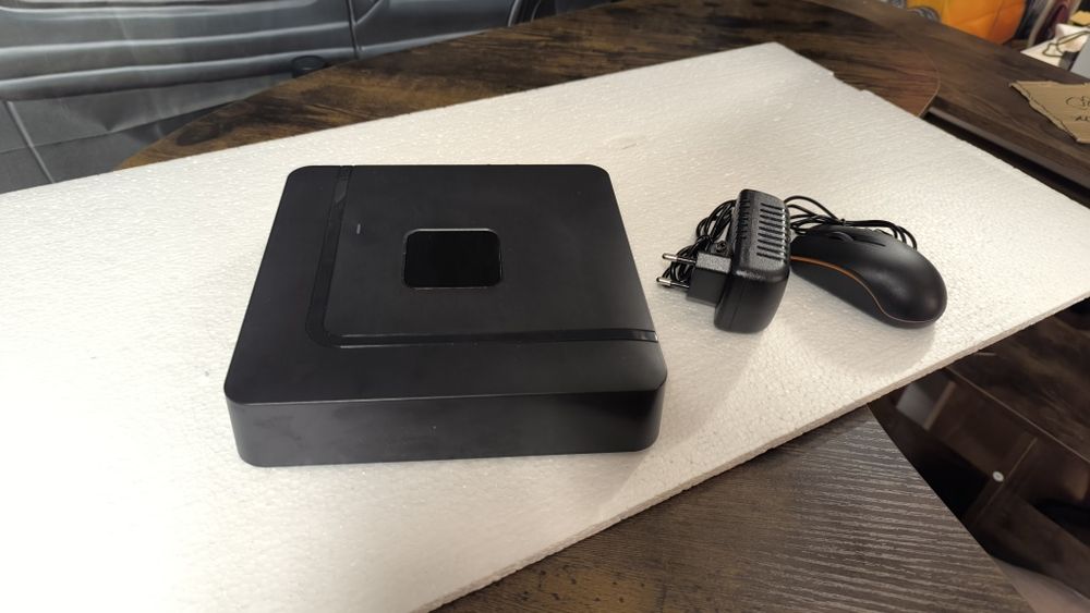 Cyfrowy sieciowy rejestrator wideo (DVR/NVR)