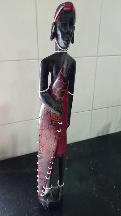 Par de estatuetas africanas.