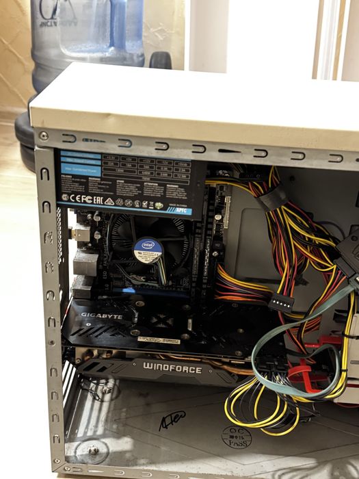 системний блок | Аналог Intel Core i7 | Radeon R9 390 8GB