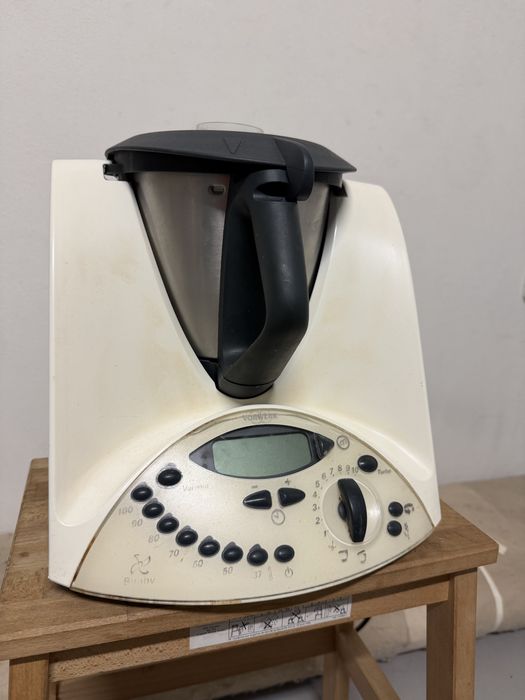 Bimby TM31 com todos os acessórios — cozinha melhor que eu!