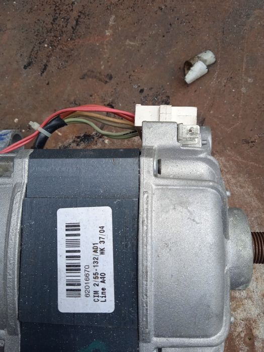 Двигун до пральної Арістон AVSD109EU. 3 фази