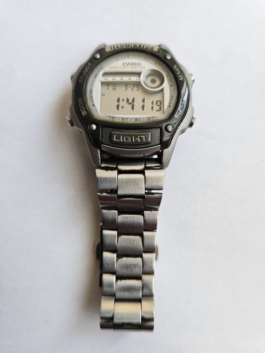Часы Casio W-94H