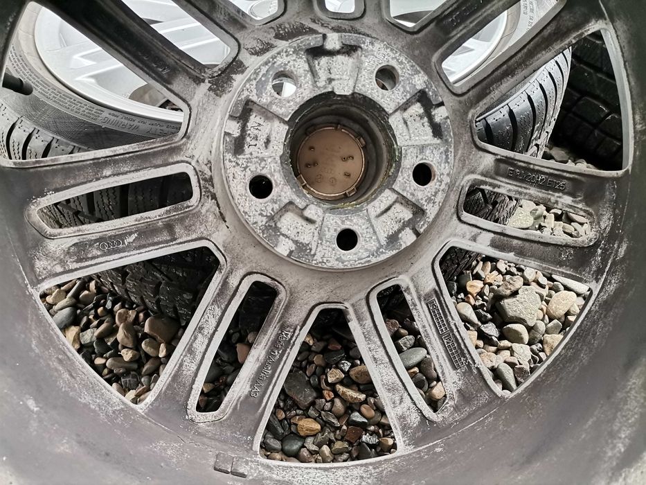 Felgi aluminiowe 5x112 20 Audi 4GO RS A7, Q5 VW Skoda